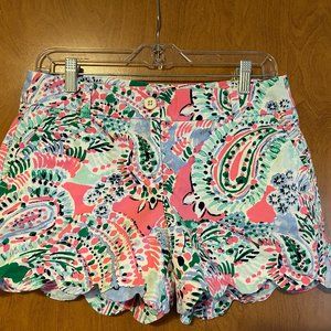 CROWN & IVY Sz 2 Shelby Multi-Color Scalloped Shorts